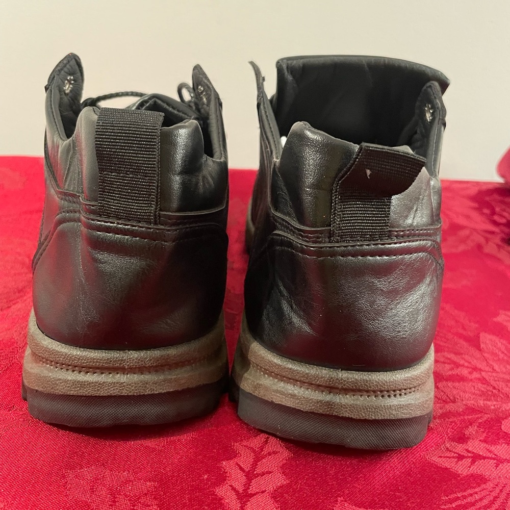 Men’s Leather Walking Shoes - Picture 3 of 6